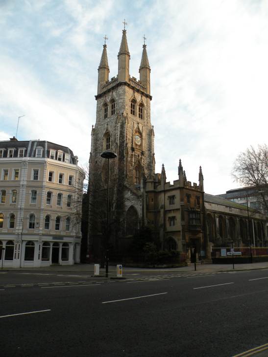  Church of the Holy Sepulchre (Holborn)